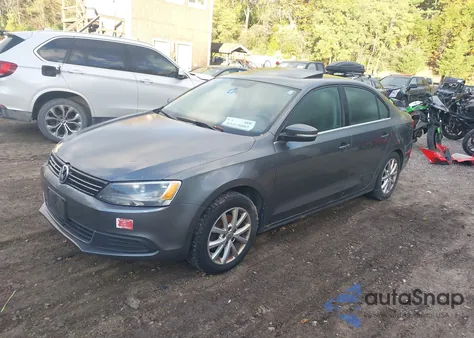 2014 Volkswagen Jetta 1.8T Se from USA, damaged, VIN 3VWD17AJ9EM373540